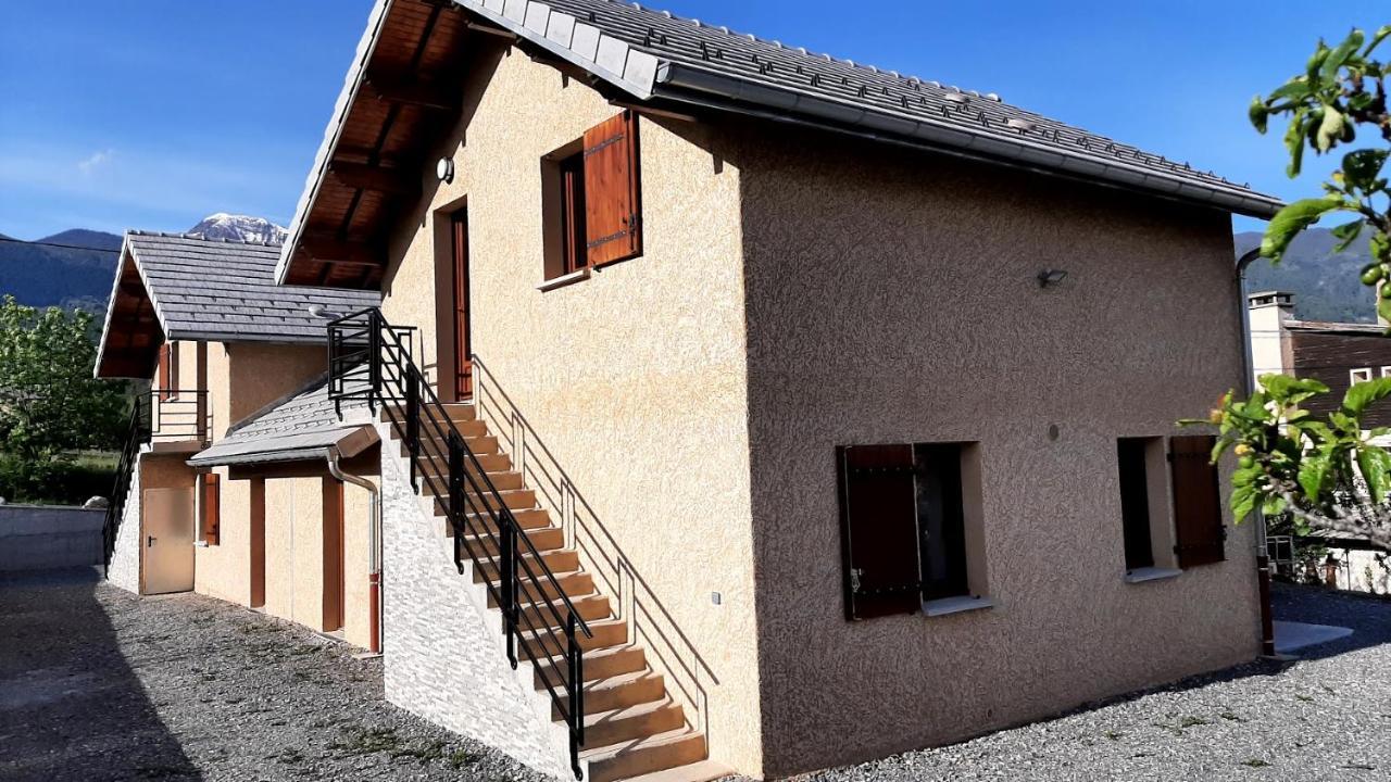 Le Pre Fleuri A Guillestre - Appartements Neufs Classes Meubles De Tourisme 3 Etoiles - Parking Privatif Екстер'єр фото
